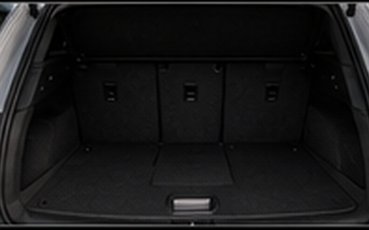 Porsche cargo preview